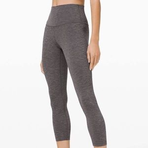 Lulu Lemon Gray align crop leggings size 4